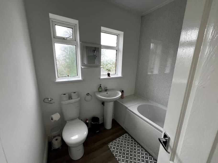 Numero Venti Aparthouse Wifi Parking Hot Tub Newcastle Upon Tyne Esterno foto