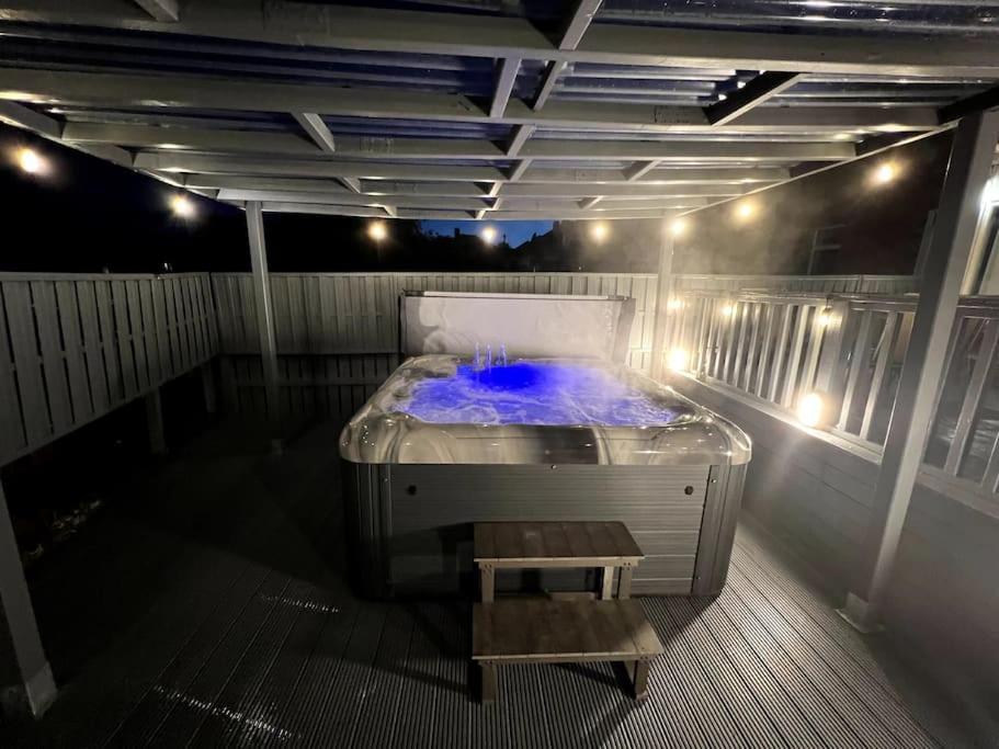 Numero Venti Aparthouse Wifi Parking Hot Tub Newcastle Upon Tyne Esterno foto